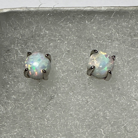 Sterling Silver Opal Stud Earrings - Picture 1 of 3